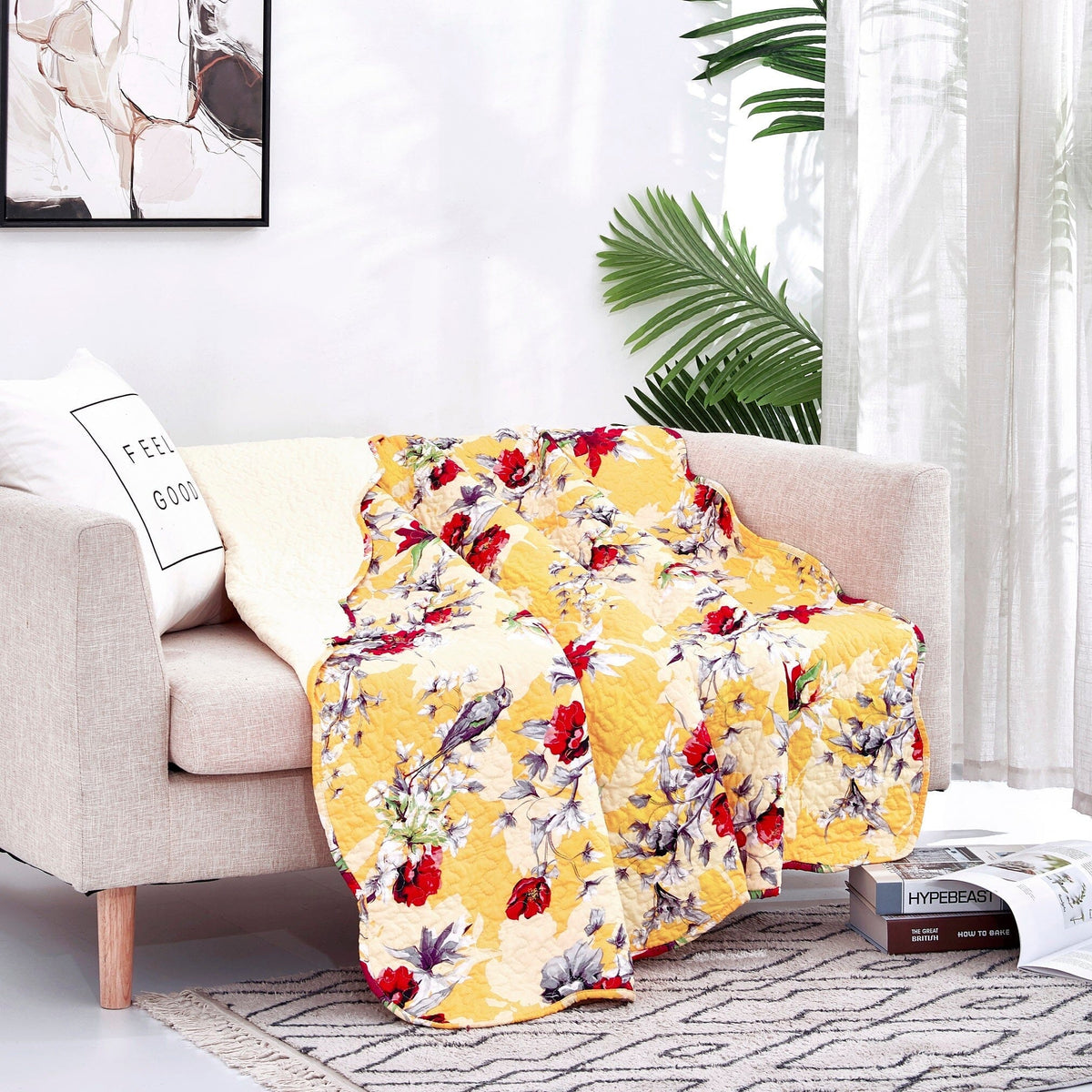 DaDa Yellow Hummingbird Quilted Throw – 50 x 60 in