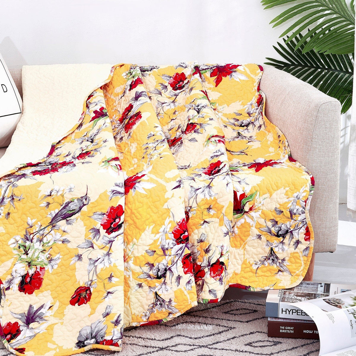 DaDa Yellow Hummingbird Quilted Throw – 50 x 60 in