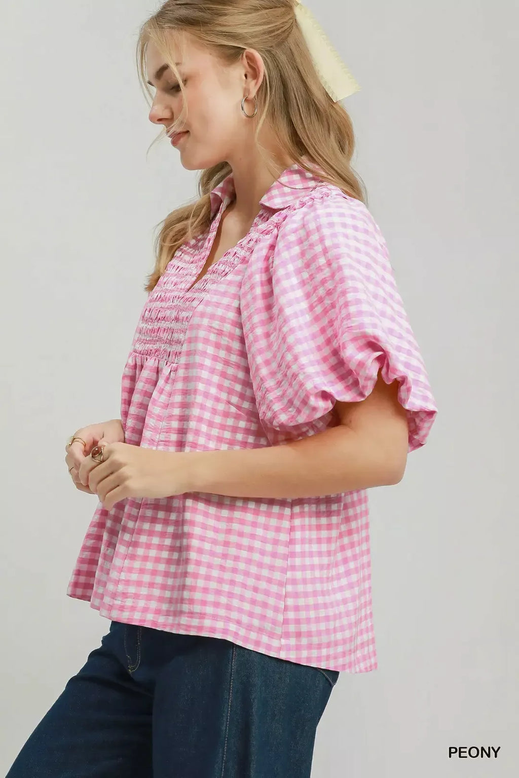 Umgee Smocked Yoke Puff Sleeve Gingham Blouse in Peony