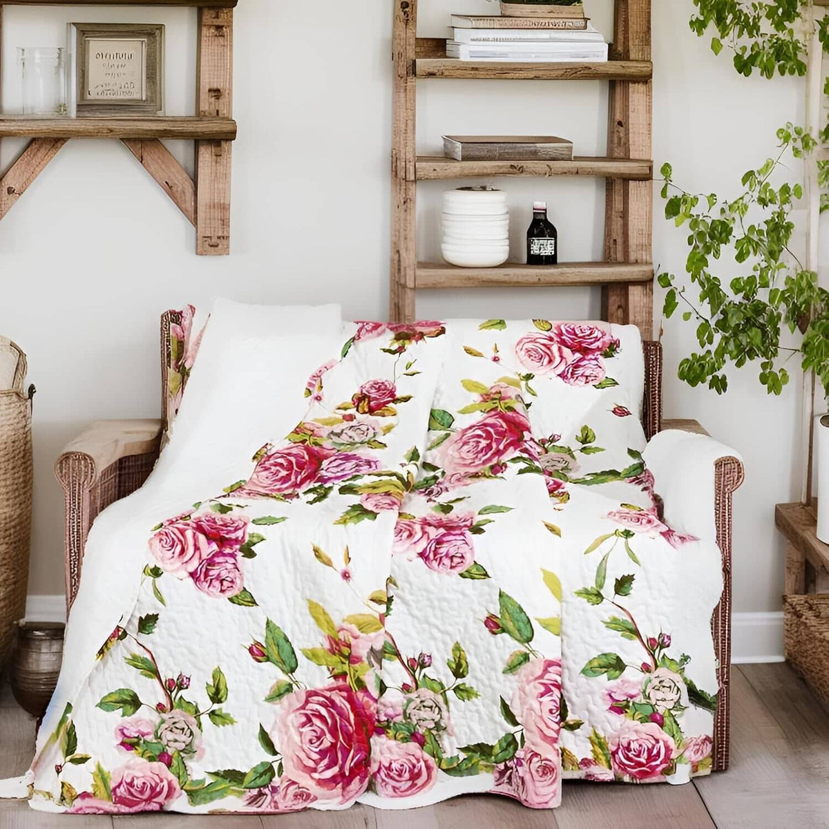 DaDa Romantic Roses Quilted Throw Blanket – 50 x 60 in