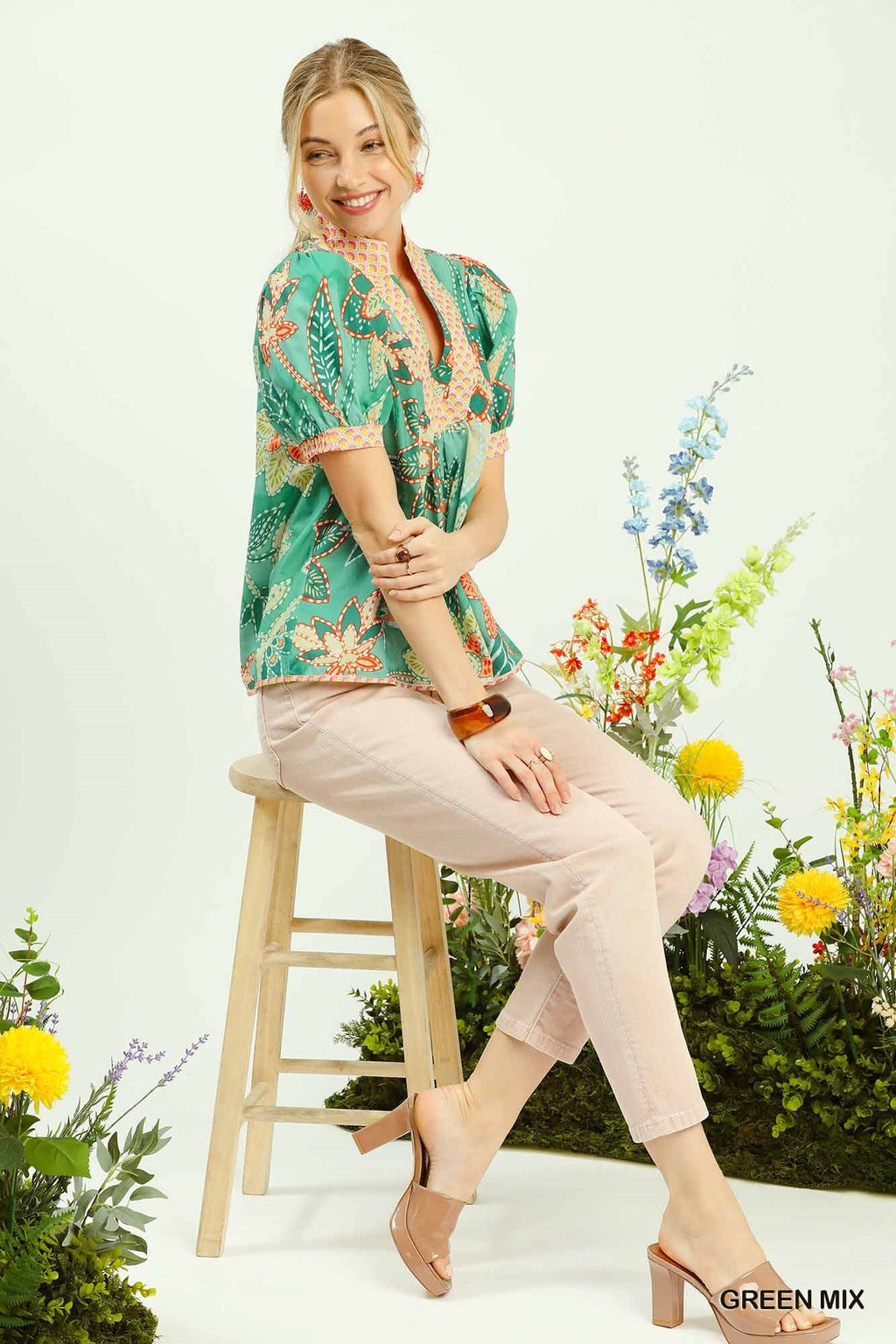 Umgee Mixed Abstract Print Puff Sleeve Blouse in Green