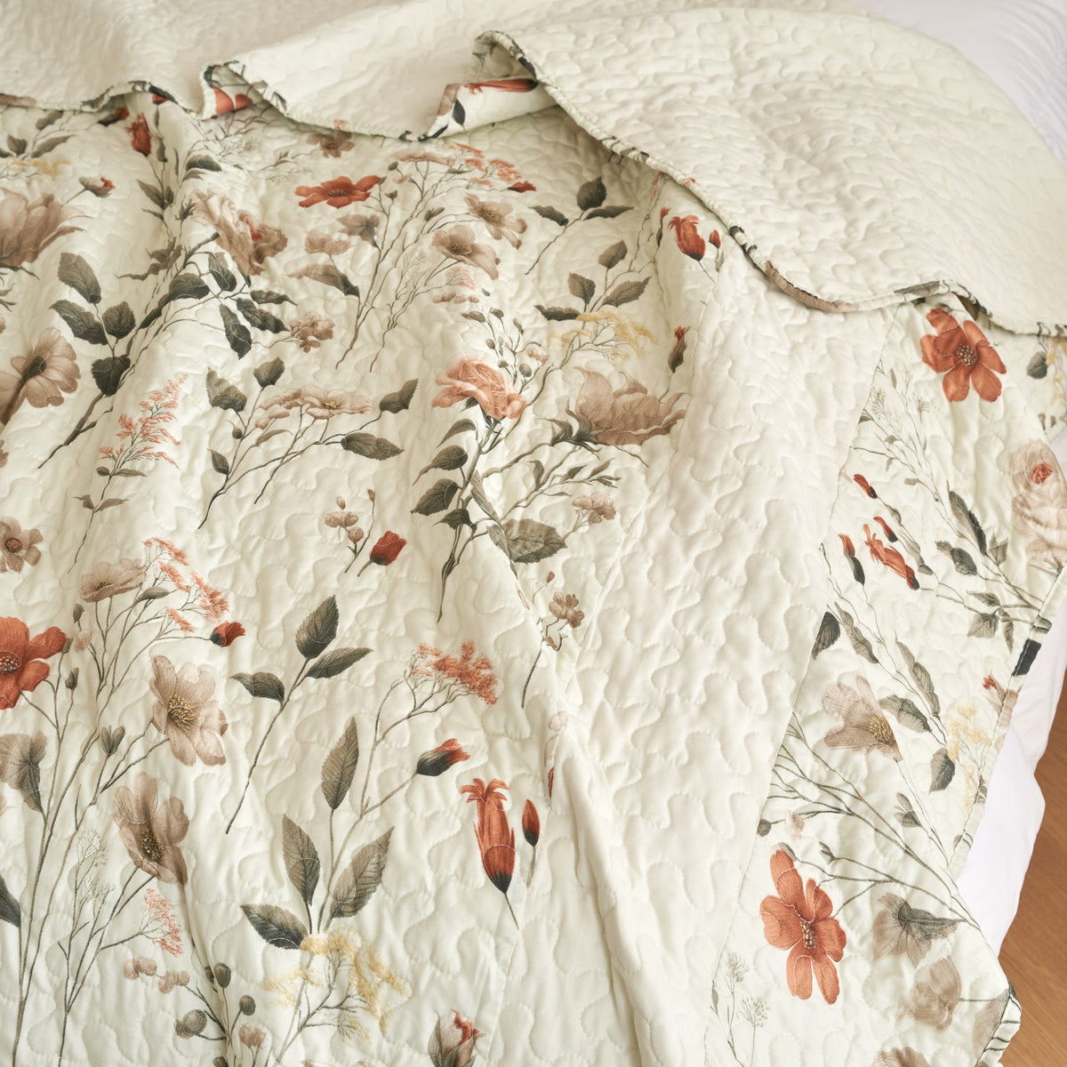 DaDalogy Enchanted Meadow Floral Bed-in-a-Bag Set