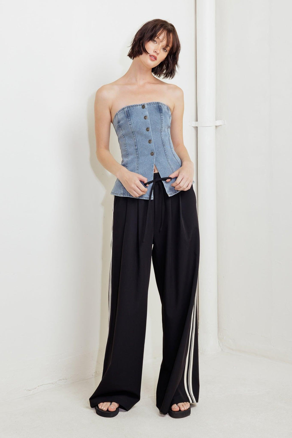 STITCHED SILHOUETTE DENIM TOP