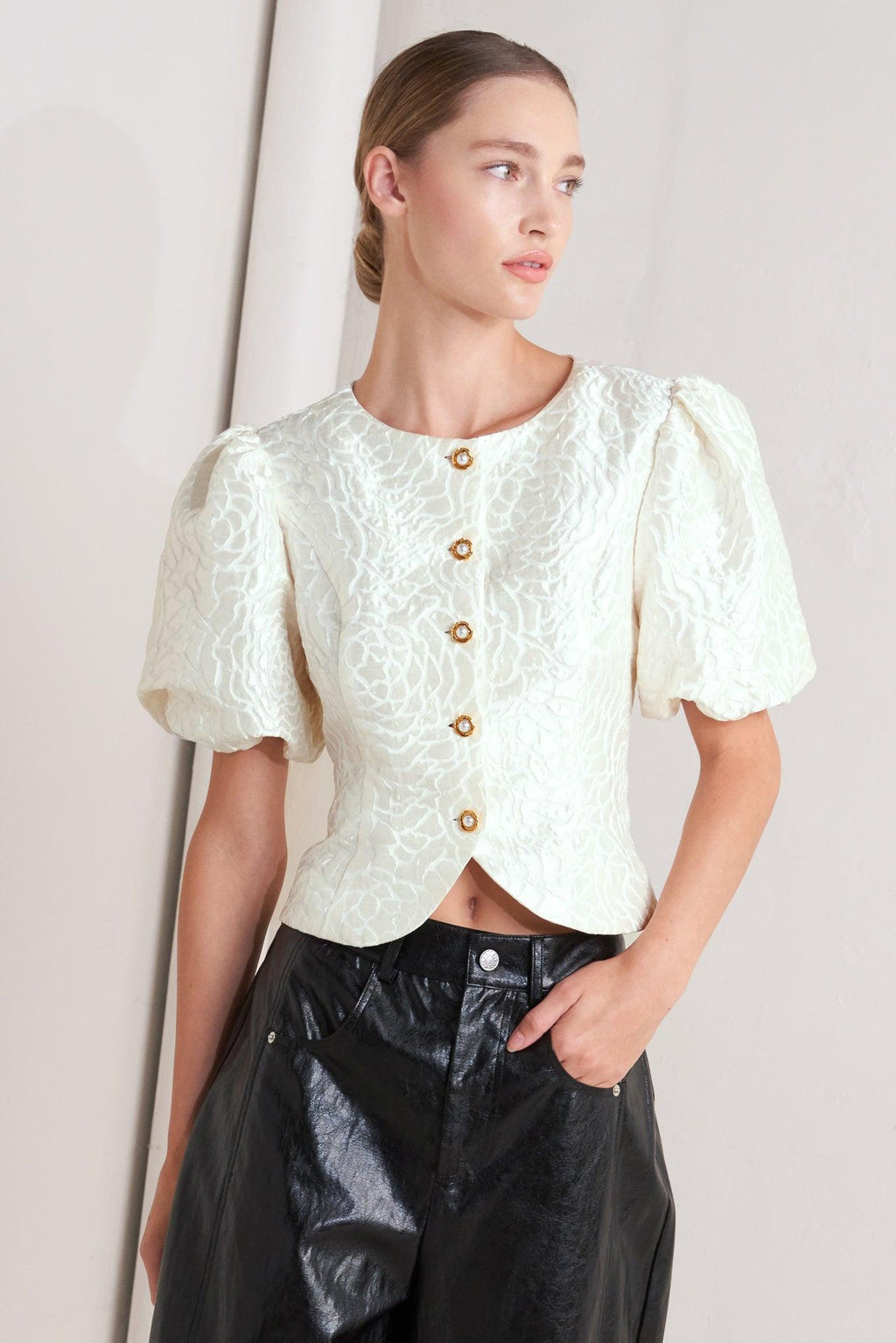 ROSÉ TEXTURE WOVEN TOP