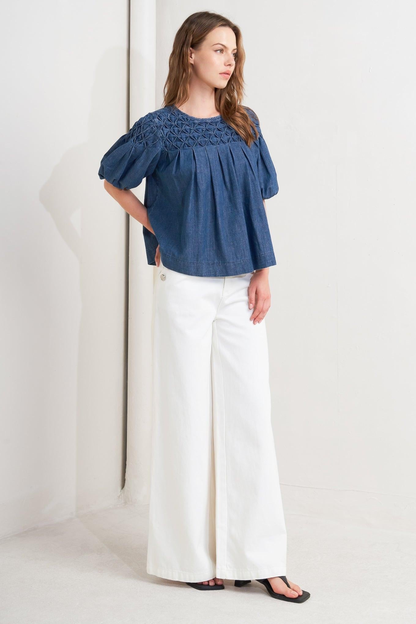 COTTAGE SPELL CHAMBRAY TOP
