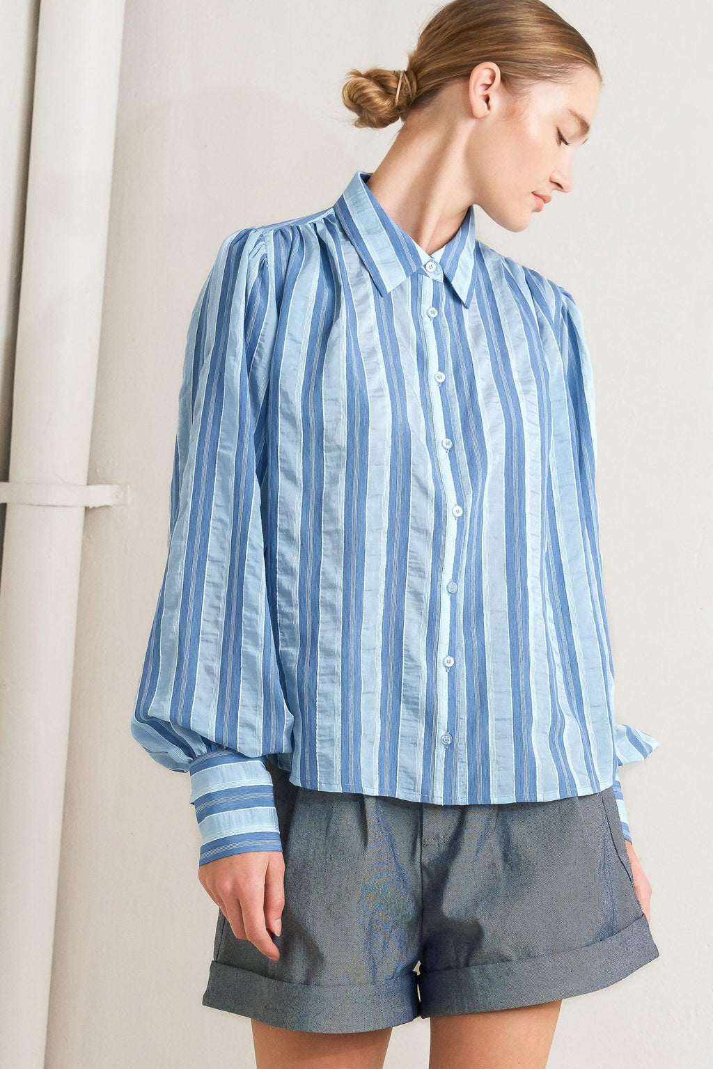 POLISHED DAY WOVEN TOP