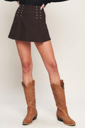 SERENE CHICNESS WOVEN SKORT
