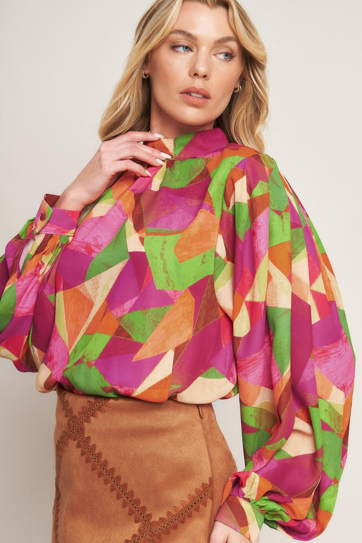 LOOKING AHEAD WOVEN TOP