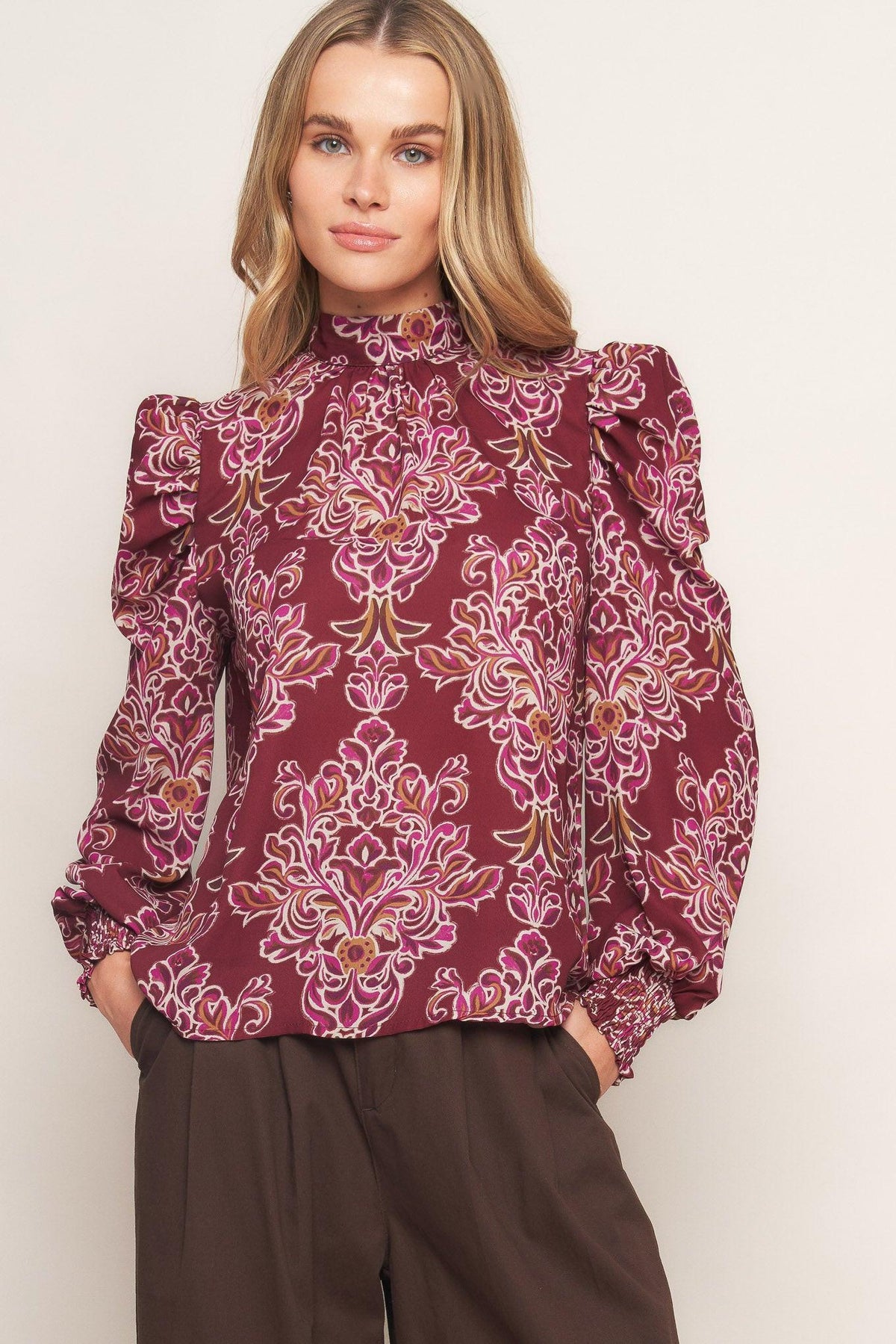 FLOATING ON BY WOVEN TOP