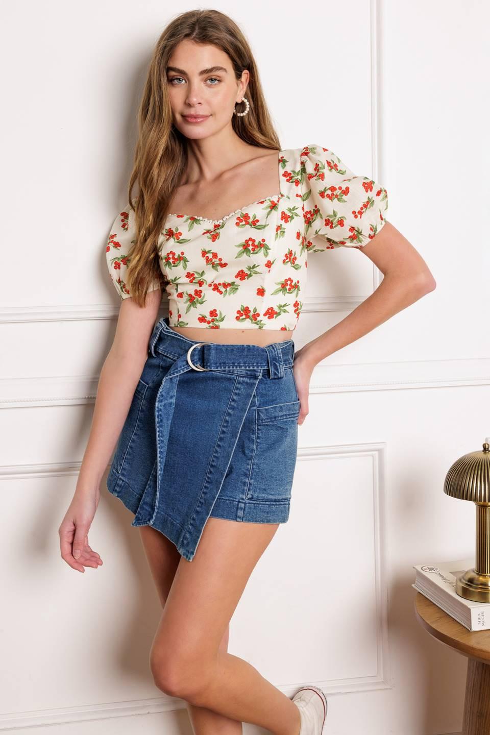 TRULY YOURS WOVEN TOP