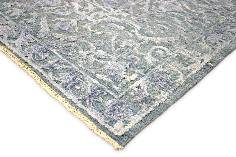 Modern Silver And Gray Hand Knotted Bamboo Silk 8x10 Area Rug