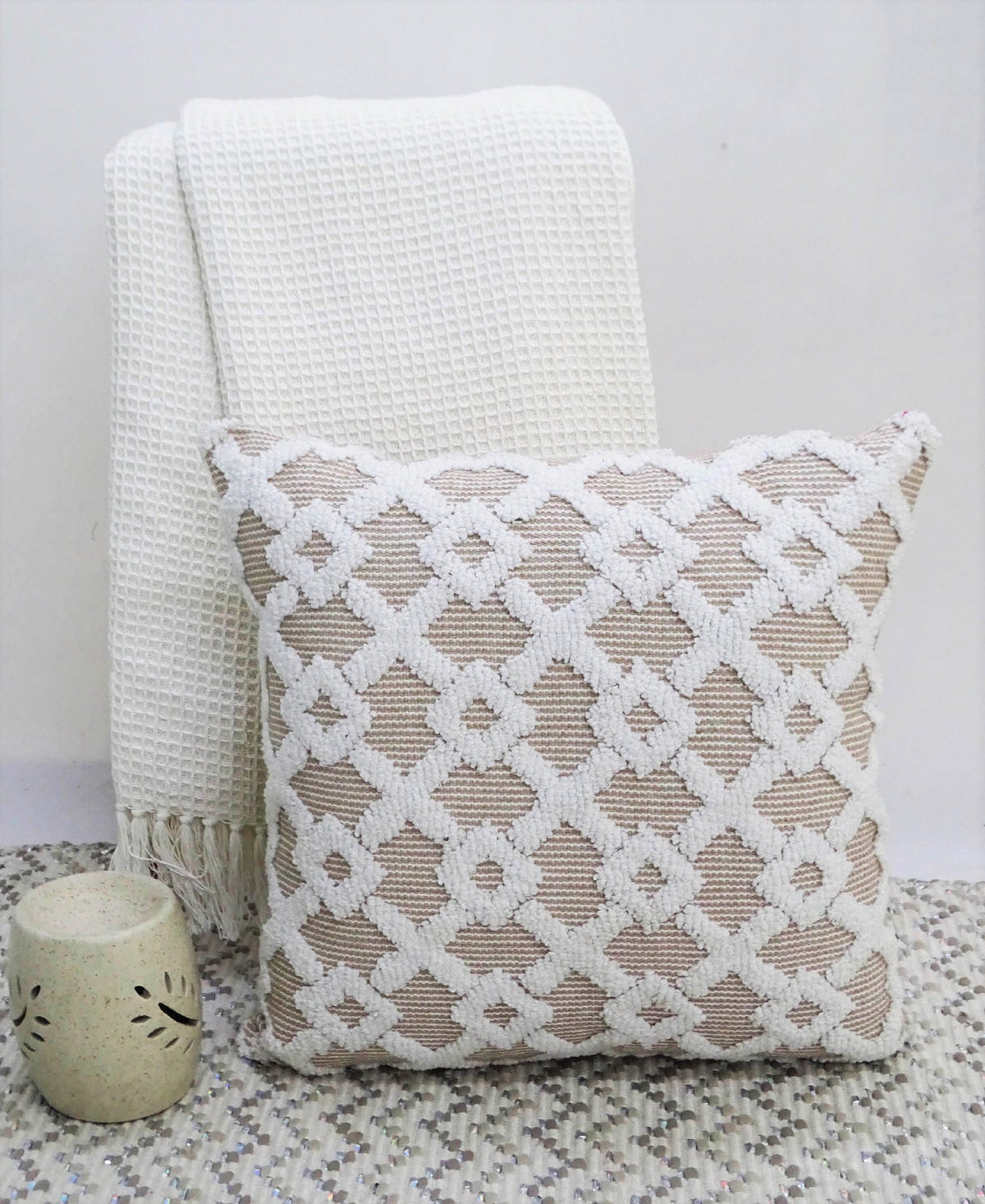 Beige Decorative Throw Pillow – 20 x 20 in