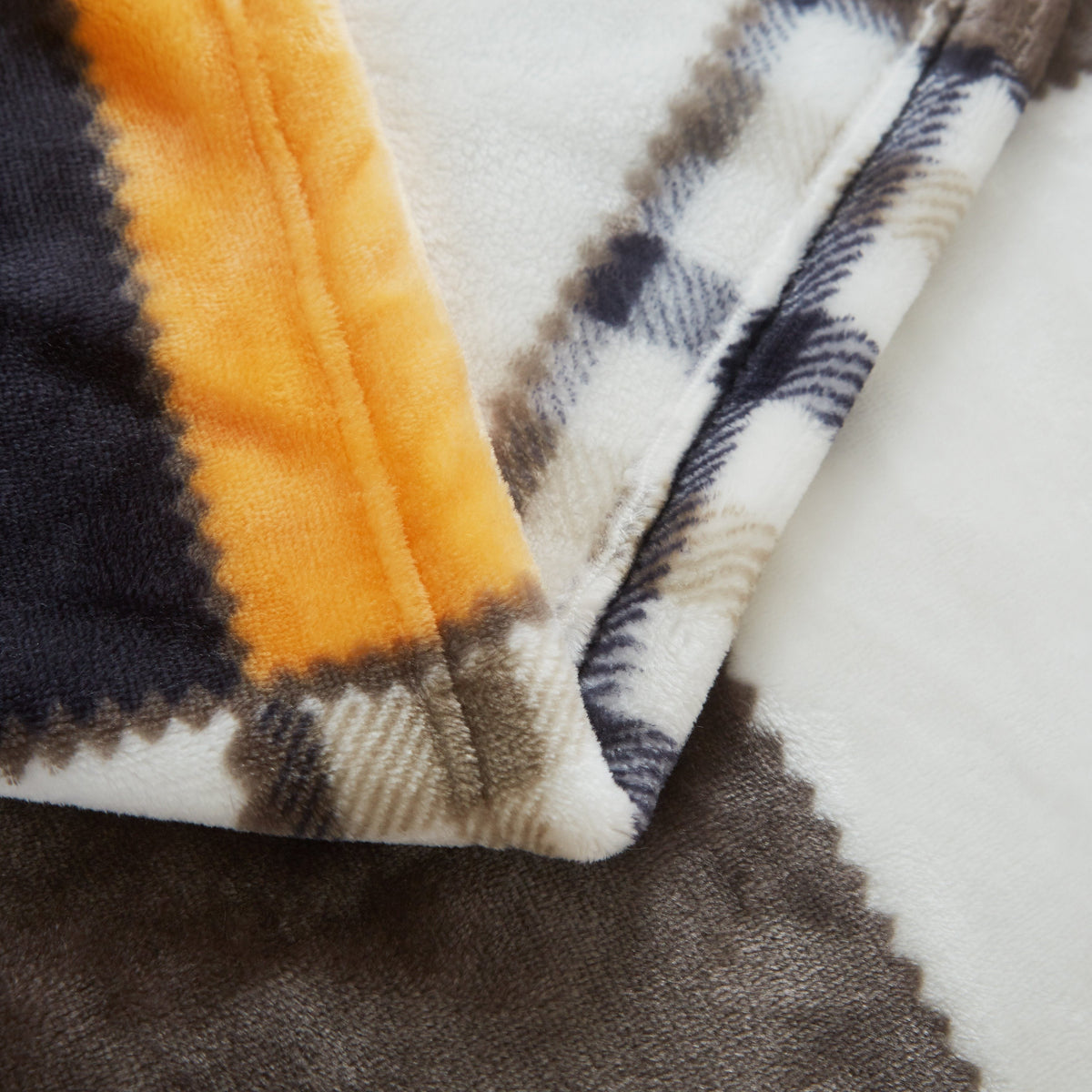 Tache Fall Plaid Patchwork Fleece Throw Blanket