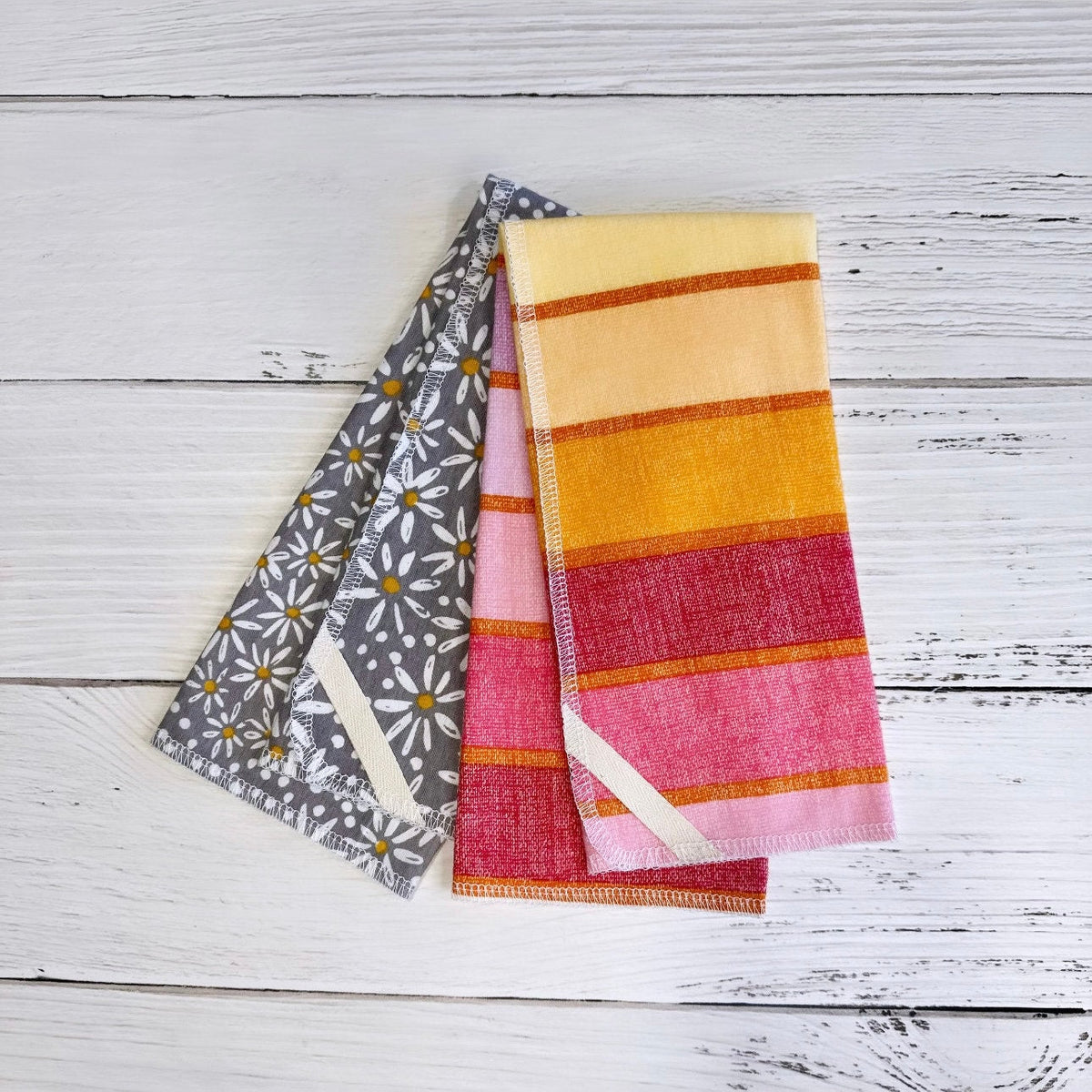 Surprise Print Kitchen Towels – Set of 2