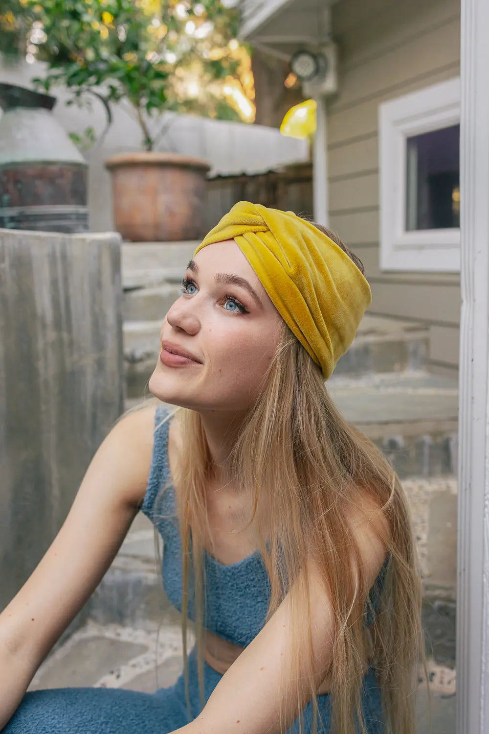 Super Soft Twisted Headbands – Plush Comfort & Style