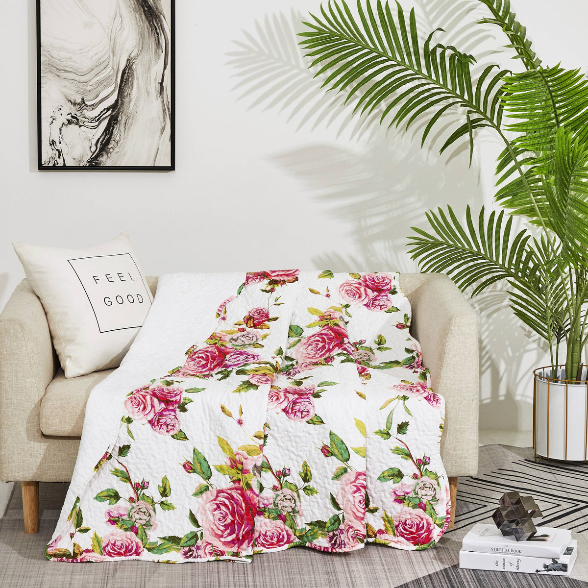 DaDa Romantic Roses Quilted Throw Blanket – 50 x 60 in