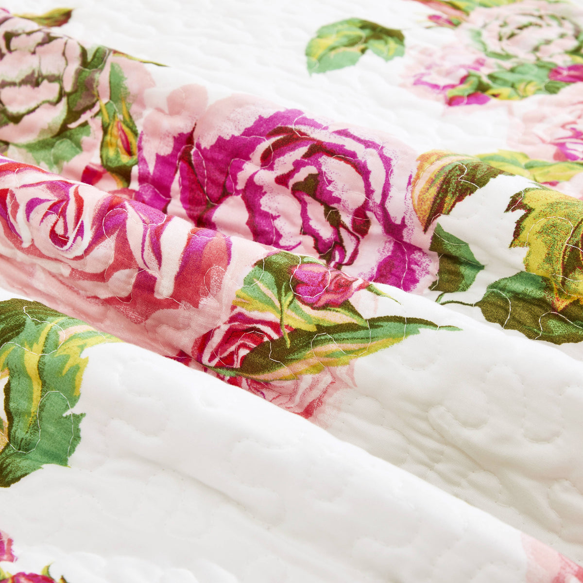 DaDa Romantic Roses Quilted Throw Blanket – 50 x 60 in
